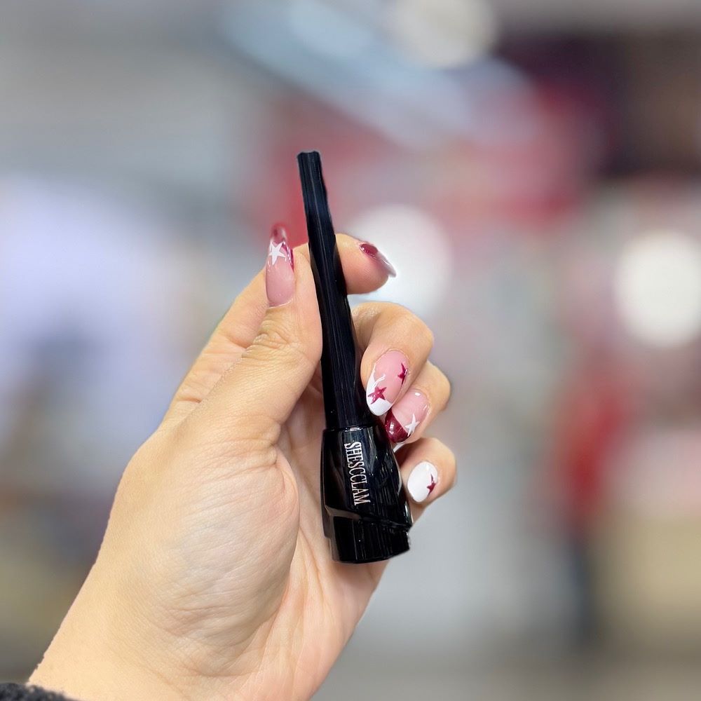 خط چشم لیکوئید ماژیکی SHESCCLAM