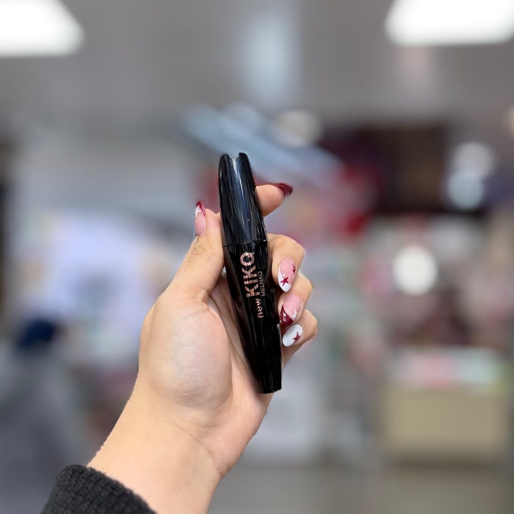 ریمل حجم دهنده کیکو مدل MELNAQ، با برس حرفه ای